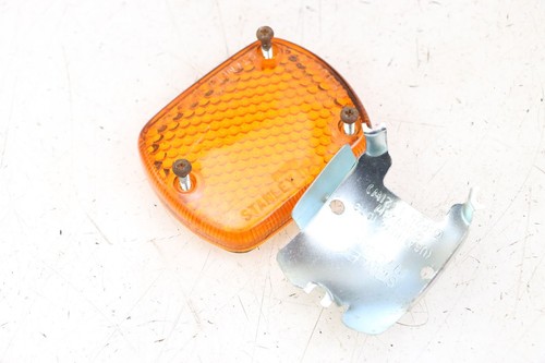 Left rear turn signal - signal,