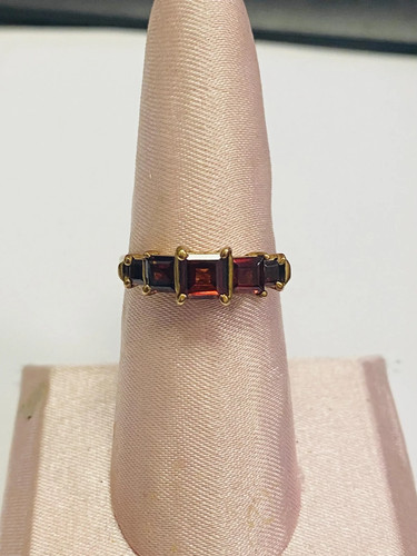 Garnet 10k gold vintage - 10k,