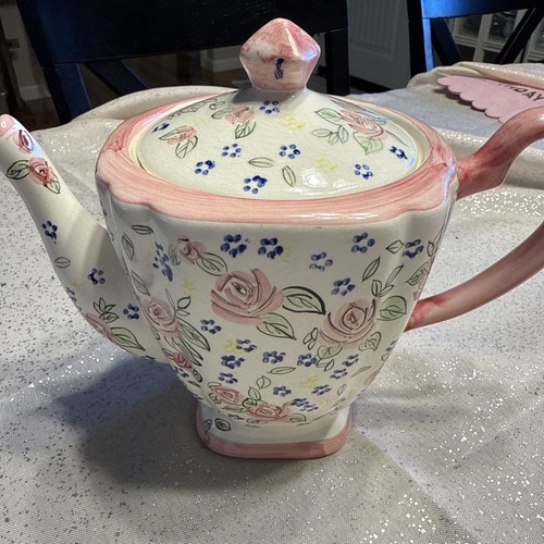 Vintage teapot rose chintz - teapot,