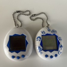 Tamagotchi (2) 1996 & 1997
