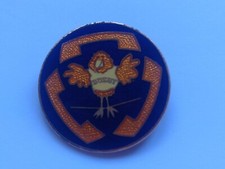 BUZBY Metal Pin Badge (diameter 32mm)