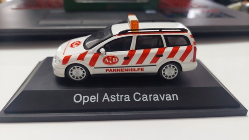 Opel astra caravan avd - 1/43,