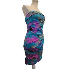 Nikibiki Strapless Floral
