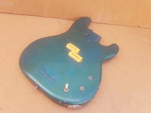 Lake placid blue - p, bass