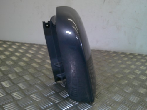 Vauxhall vivaro trafic rear - vauxhall,