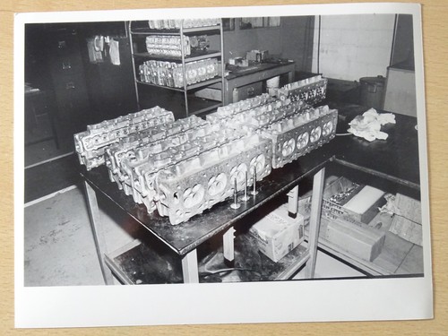 Vintage official press photo - official,