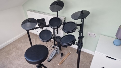 Alesis nitro mesh drum - mesh, kit