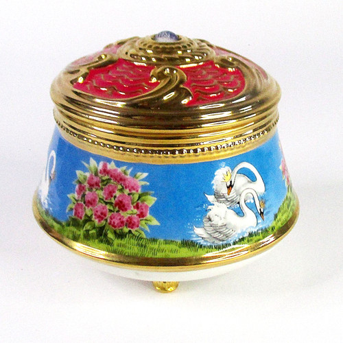 Swan lake musical - lake, trinket