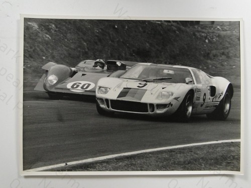 Ford gt40 lola t70 no - no,