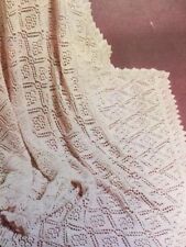 BB019 KNITTING PATTERN ROSE TRELLIS BABY SHAWL BLANKET IN 3 PLY YARN