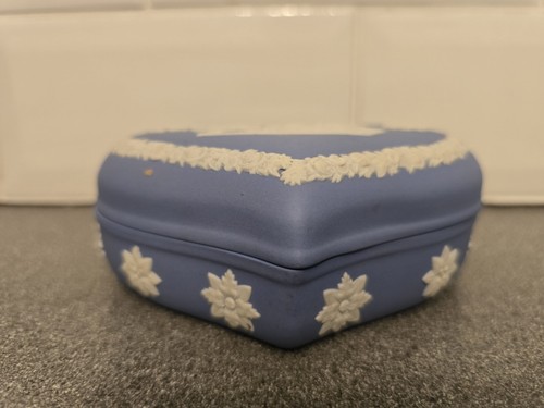 Wedgwood jasperware blue - jasperware,
