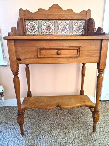 Antique victorian pine - antique,