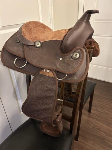 Youth western saddle - 11”,