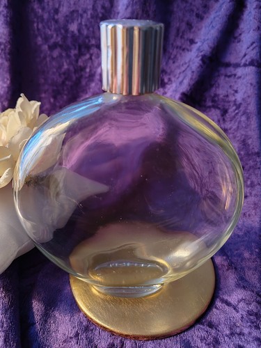 Vtg perfme bottle r - bottle, by