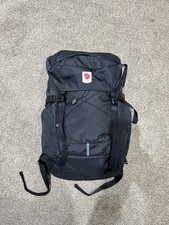 NEW - Official Fjallraven Skule Top 26L Backpack black