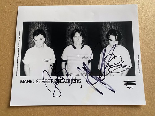 Manic street preachers bw - preachers,