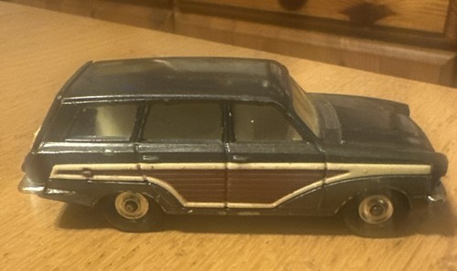 Corgi toys 491 ford - no.491, consul