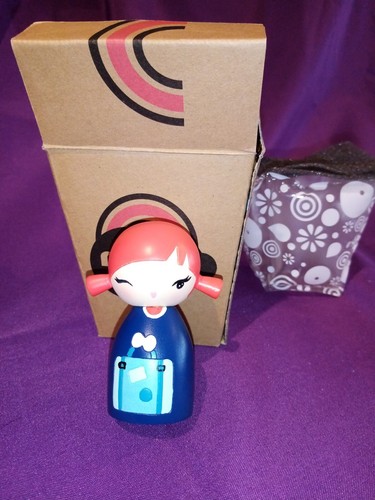 Momiji doll poppet 2009 boxed - poppet,