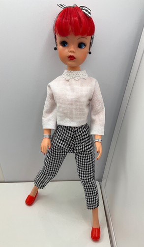 Ooak repainted rerooted - repainted,