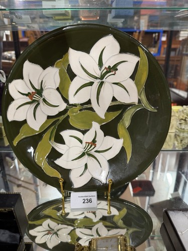 Moorcroft bermuda lily - moorcroft,