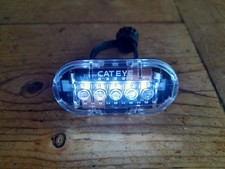 Cateye Omni 5 led model front light with quick release & batteries included.
