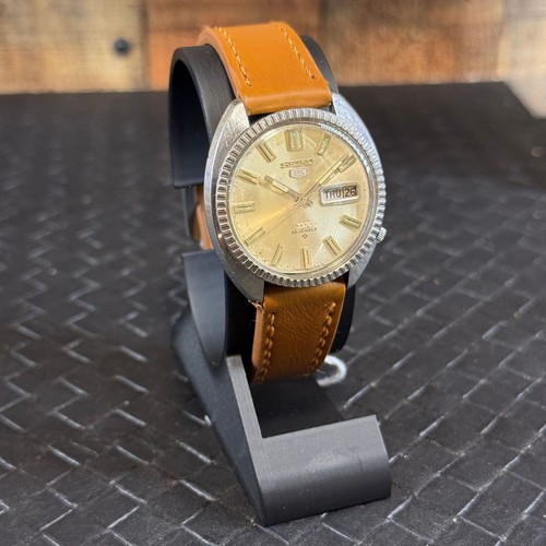 Seiko 6106 jewel - seiko,