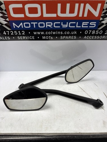 Genuine triumph street triple - genuine,