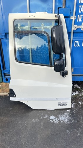 Daf drivers side door - drivers,
