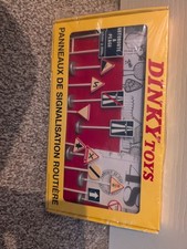 Dinky Toys Franch Road Sign Set Panneuax De Signalisation Routiere 593 Sealed