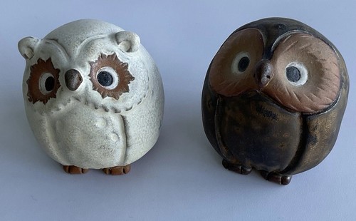 Pair stone hand - pair, painted