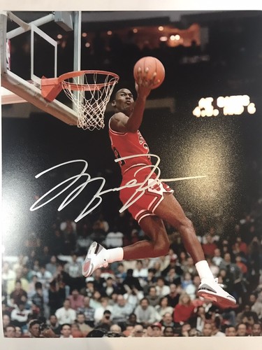 Michael jordan signed chicago - michael,