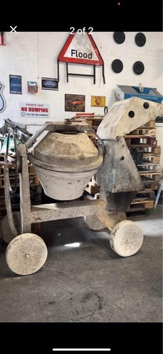 Vintage lister diesel - lister, cement