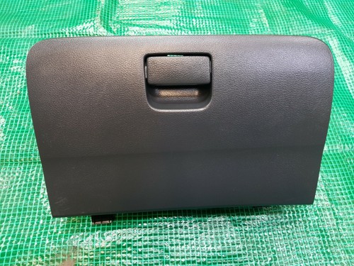 Suzuki celerio sz2 glovebox - celerio,