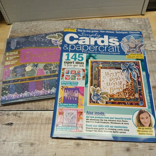 Simply cards papercraft - &,