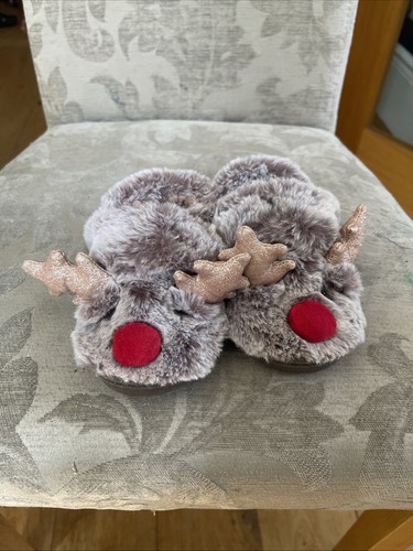 Fluffy next reindeer - next,