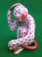 HEREND SCRATCHING MONKEY IN