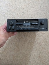 Vintage Ford SRT 32P Radio