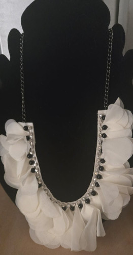 Chic cream white ruffle - cream,