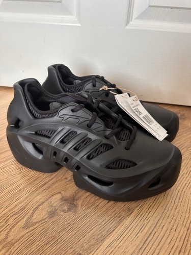 Bnwt adifom size - 6, black