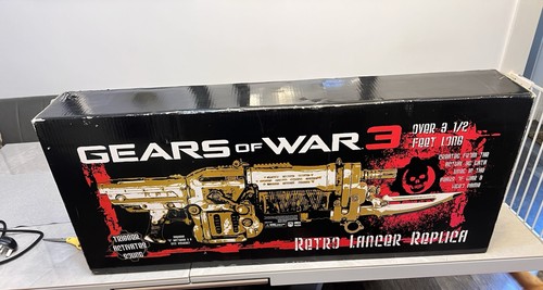 Neca gears war retro - neca,