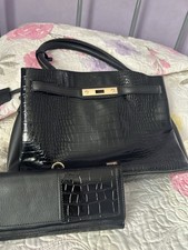 Woman Black Bag And Purse Set