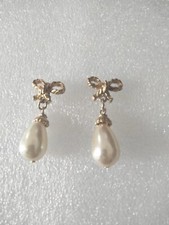 Pearl Drop Earrings, Elegant Wedding Or Prom.