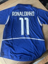 Brazil Men’s Away 2001 Kit Size UK XL Brand New Ronaldinho 11