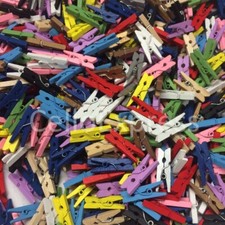 25mm Small Wooden Craft Pegs - Choice of Colours - Wedding Decor
