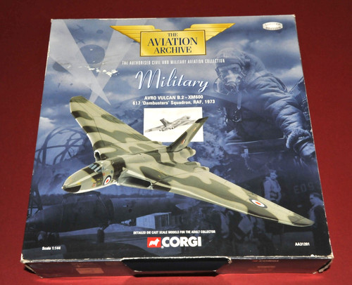 Corgi aa31201 avro - corgi,