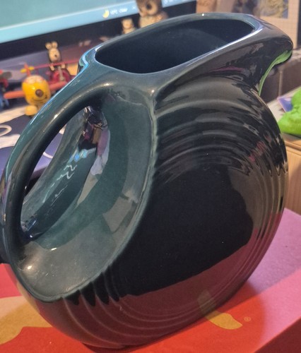 Large disk pitcher evergreen - disk,