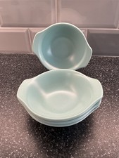 Poole Twintone - C57 Ice Green & Seagull - 4 x 14.5 cm Lugged Bowls