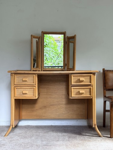 Mid century retro vintage - mid,