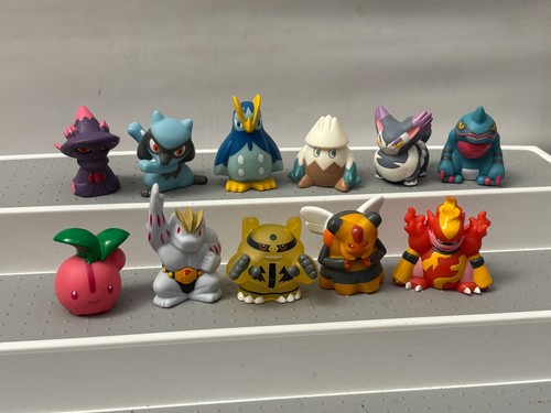 Bandai pokemon figures - pokemon, 2006