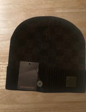 louis vuitton néo petit damier beanie in a grey/black wool knit
